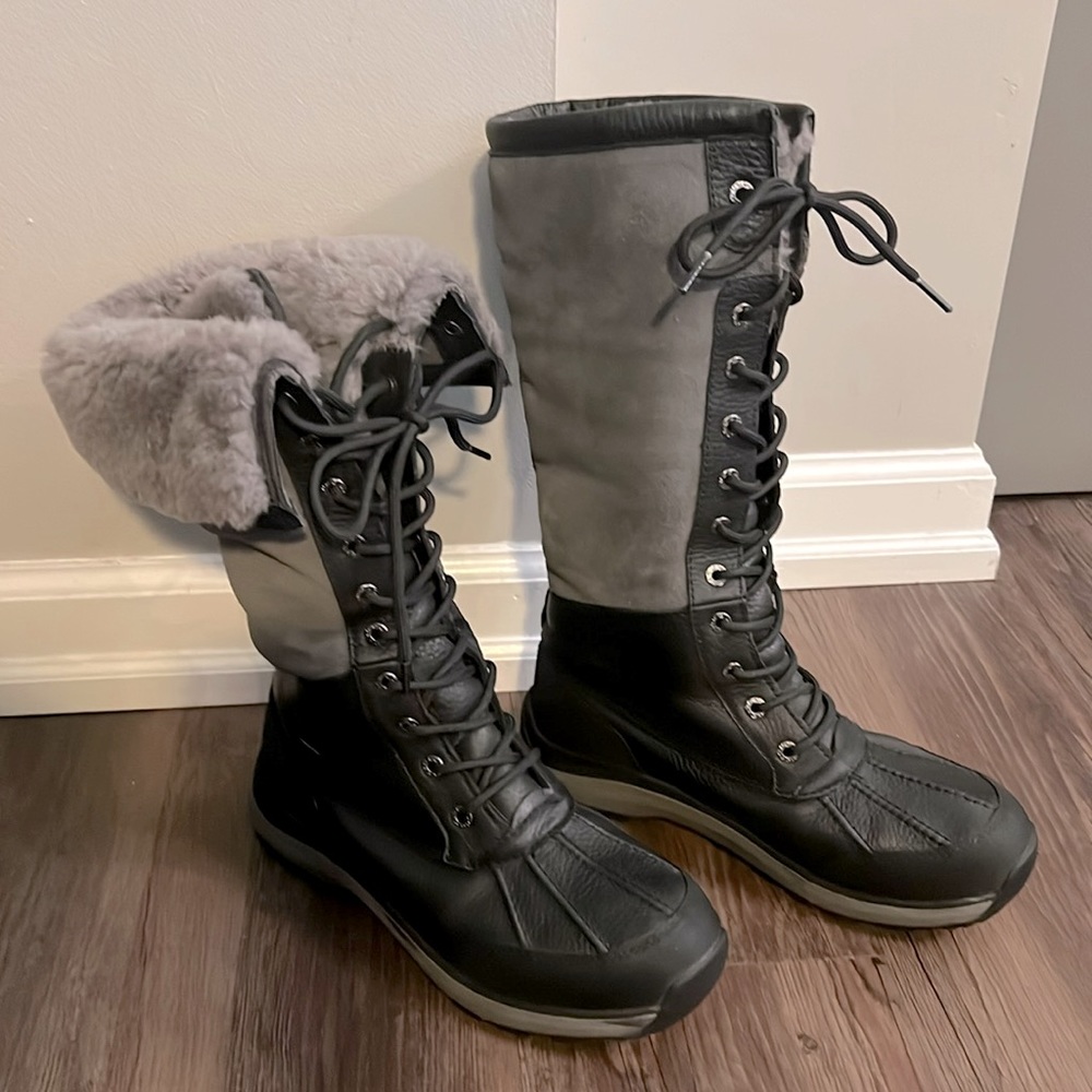 Ugg Women’s Tall Leather Waterproof Adirondack Winter Boots, Size 9 EUC!